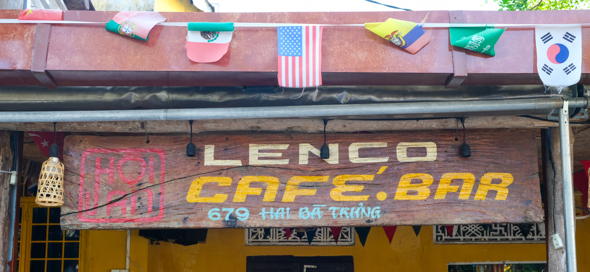 Lenco Café and Bar