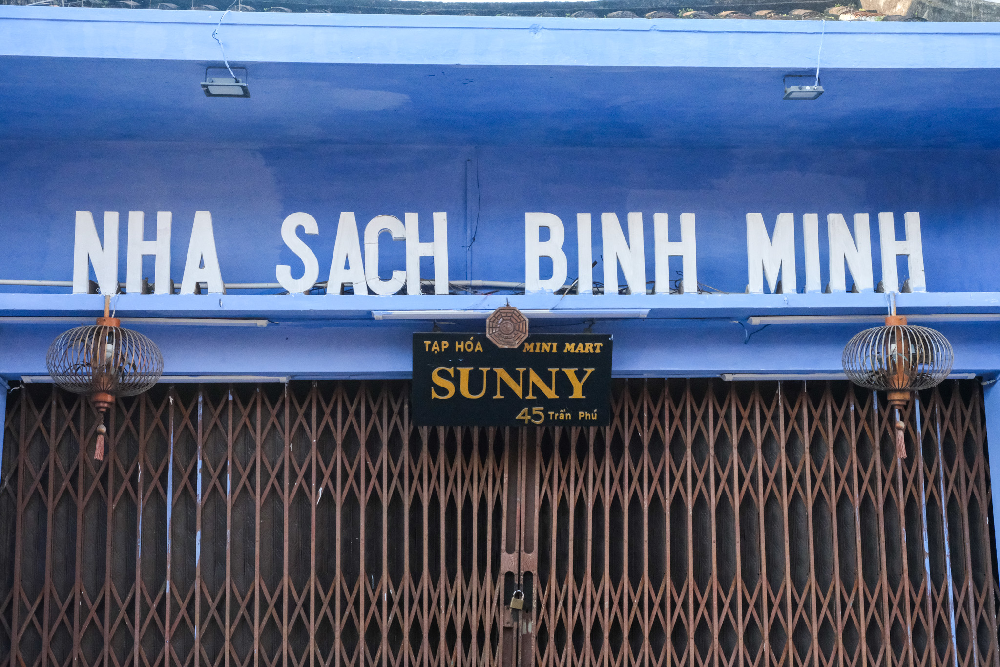 Nhà Sách Bình Minh